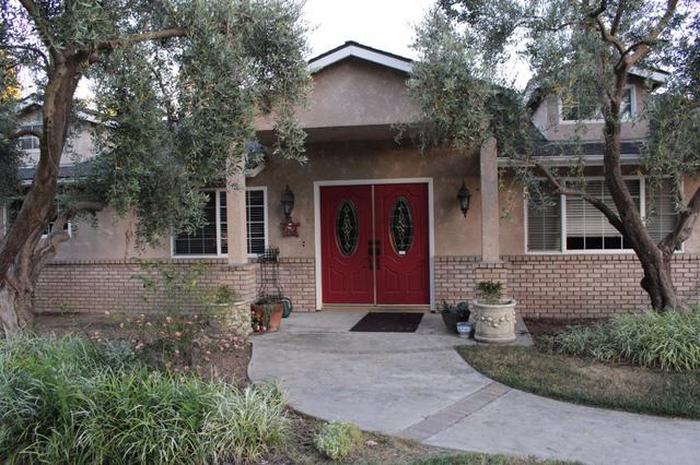 5211 E Shepherd