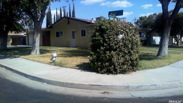 1400 Chamberlain