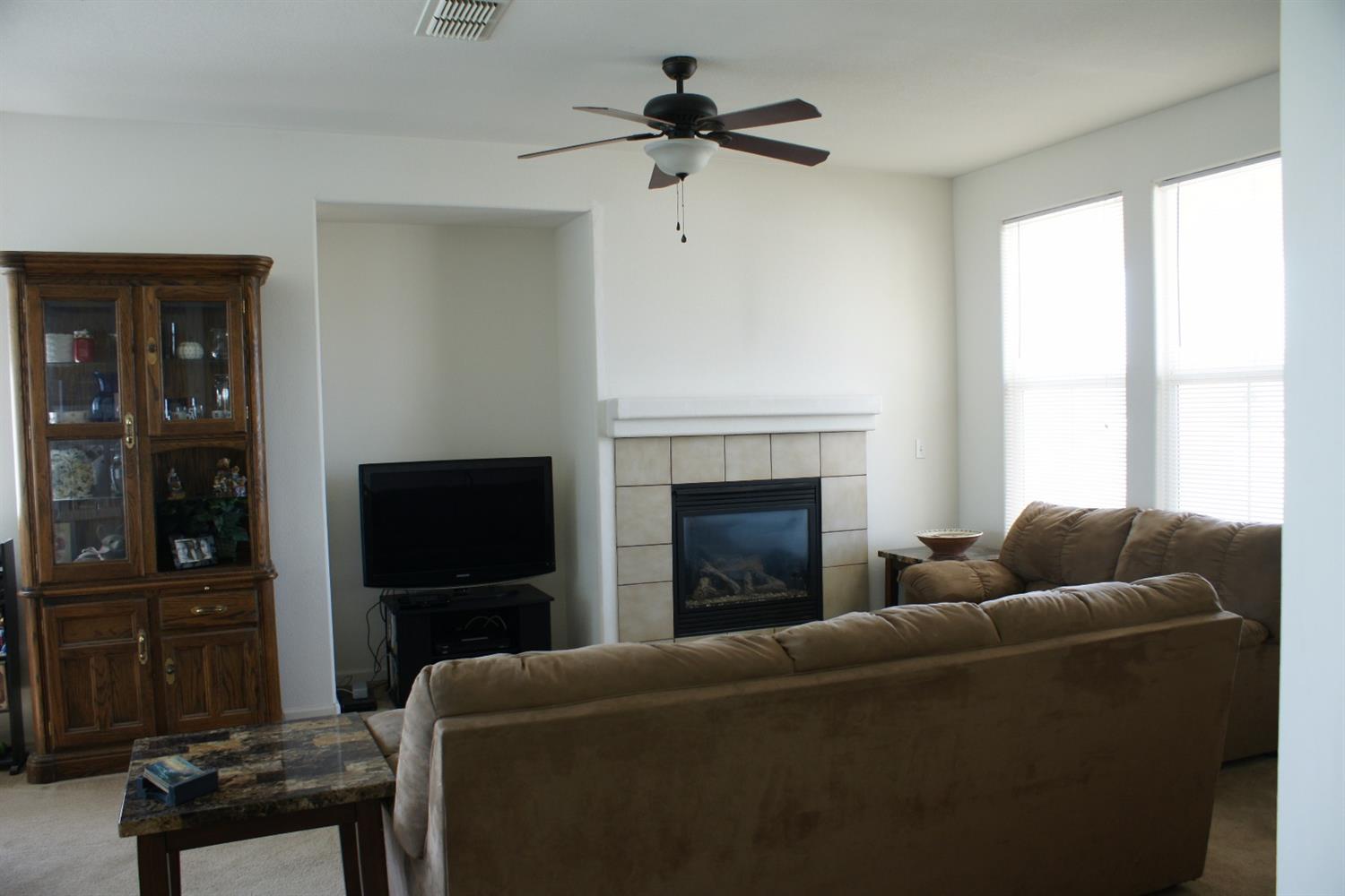 941 Barnett Way
