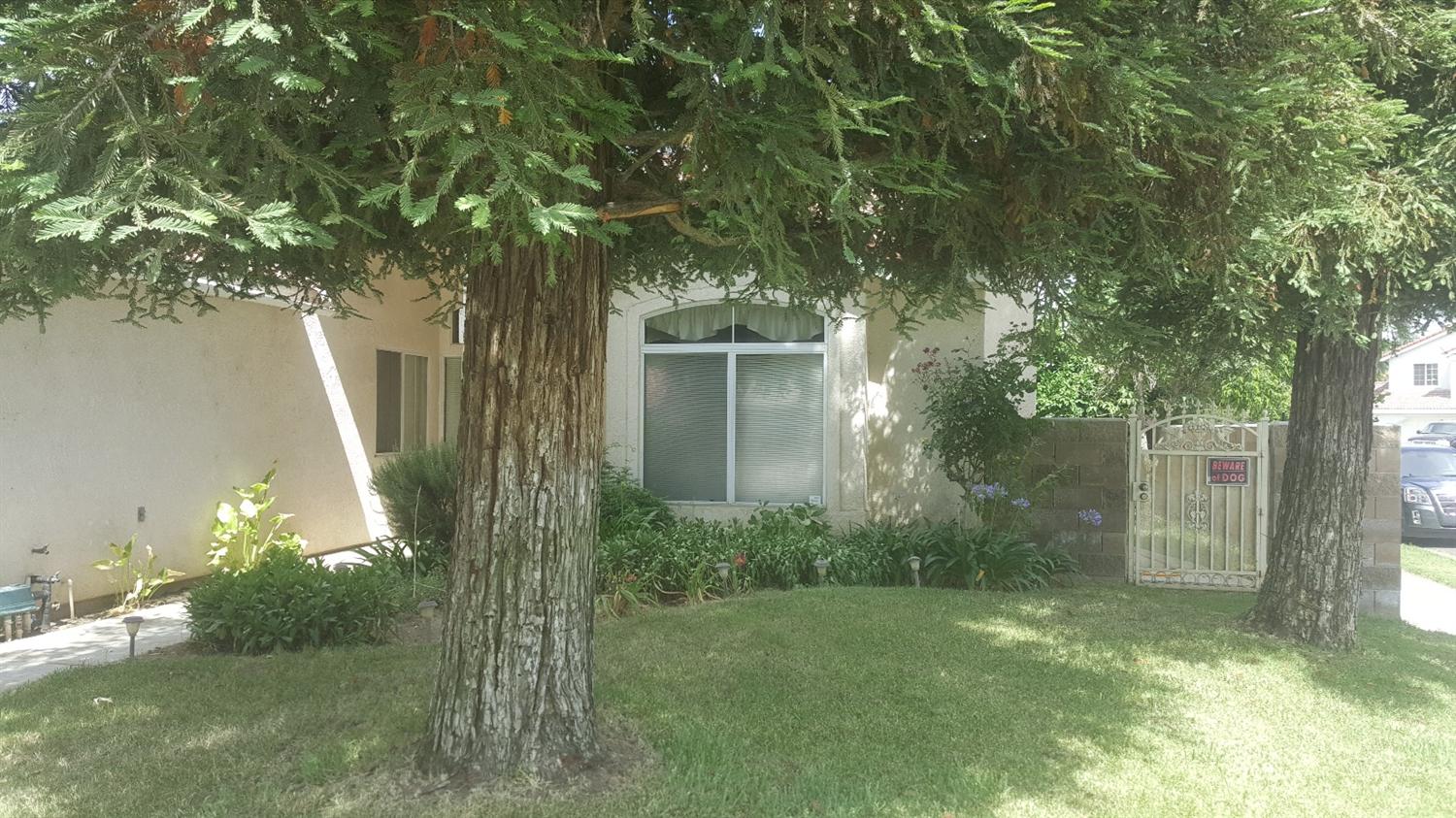For Sale: 625 Petite Ave Madera, CA 93637