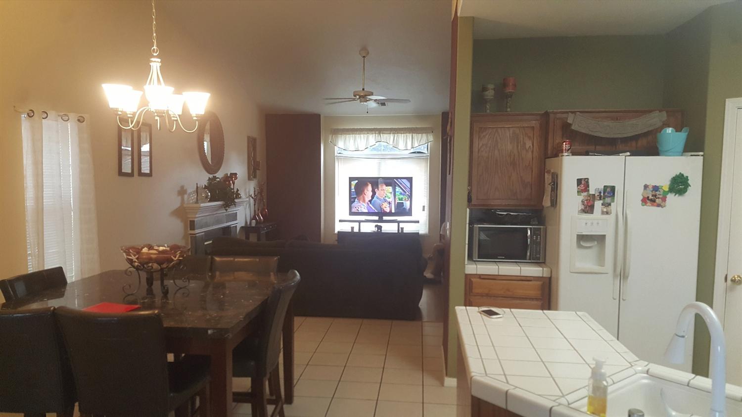 For Sale: 625 Petite Ave Madera, CA 93637