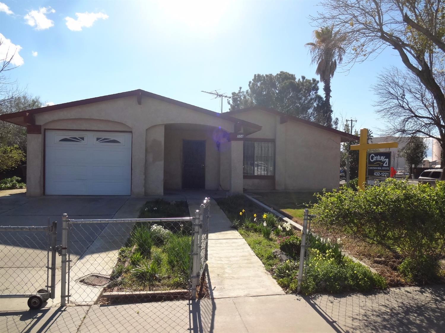 904 Dellavalle Ave