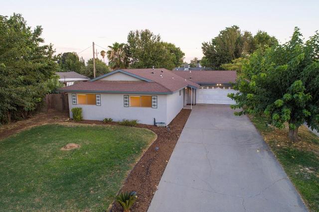 879 Camellia Ln
