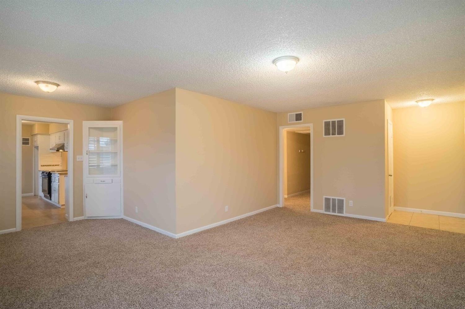 1231 Bennett Way