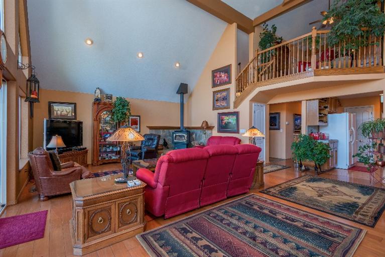 39875 Little Shuteye Ln