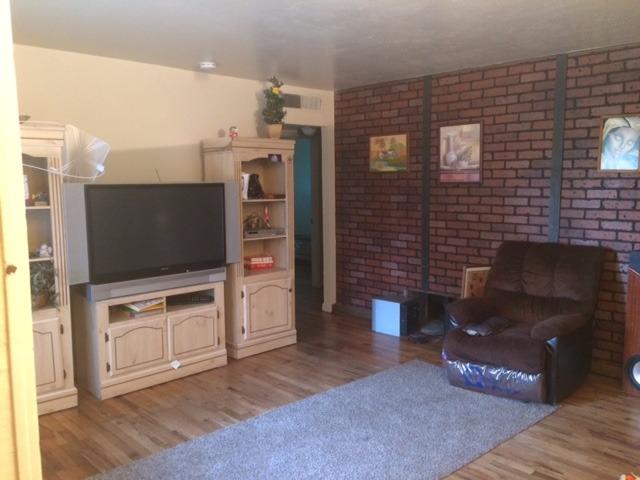 645 E Andrews Ave
