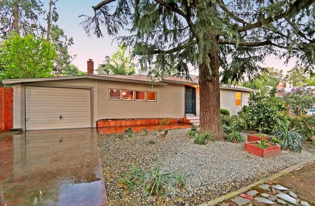4474 N Bungalow Ln