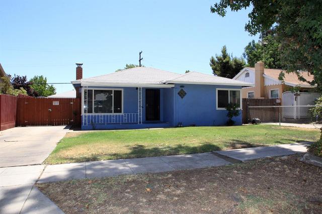 2441 E Pontiac Way