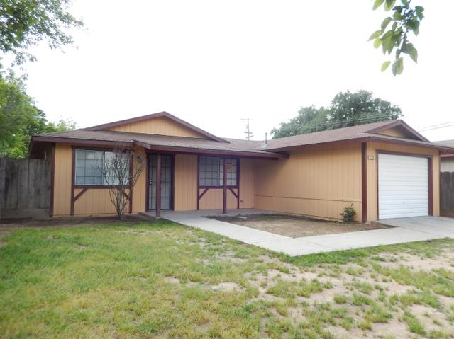 7112 N College Ave