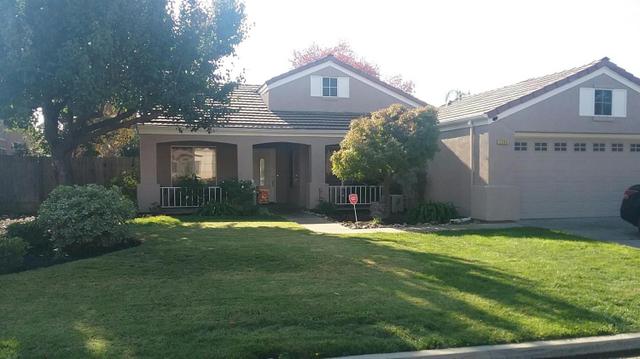 7499 N Price Ave