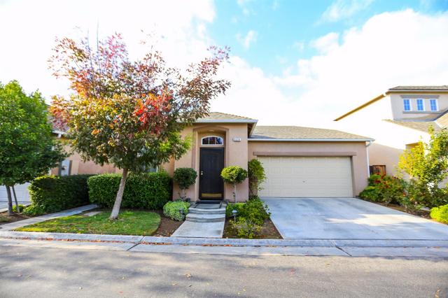 4426 W Celeste Ave