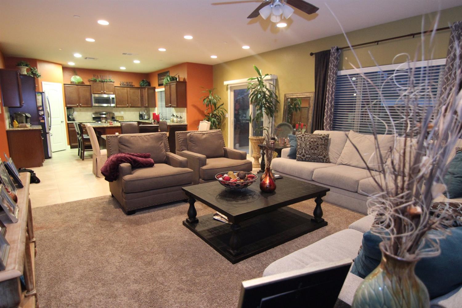 6712 W Lucas Dr