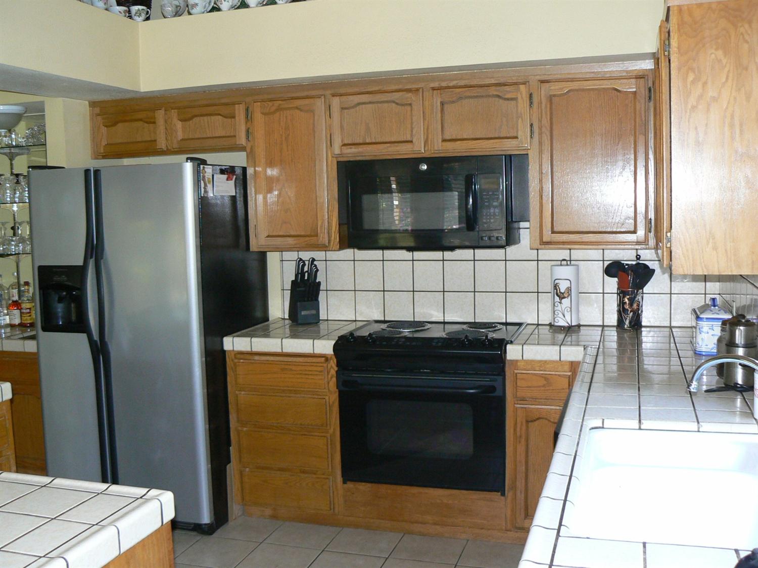 For Sale: 4170 W Wathen Ave Fresno, CA 93722