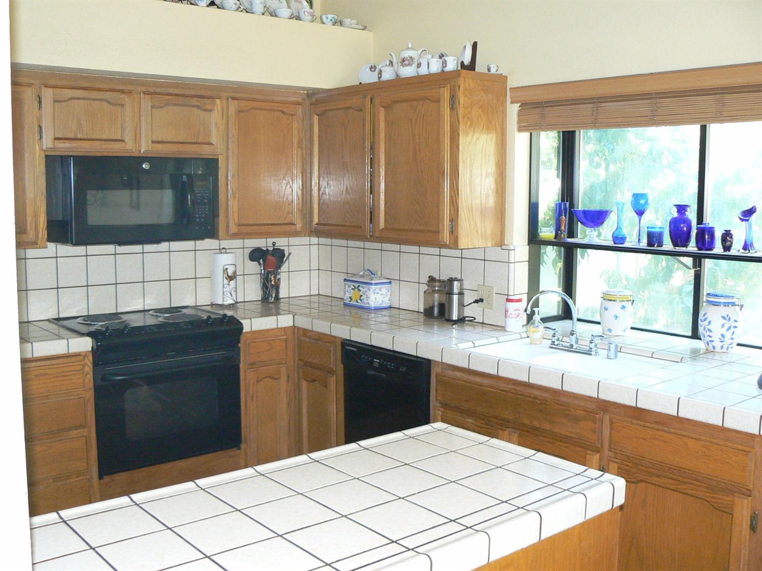 For Sale: 4170 W Wathen Ave Fresno, CA 93722