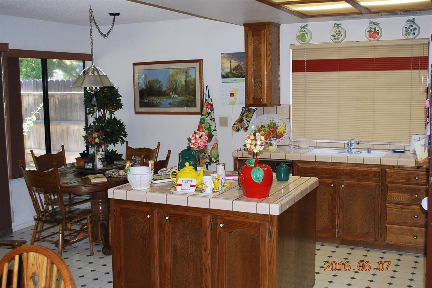 For Sale: 4163 W Avalon Ave Fresno, CA 93722