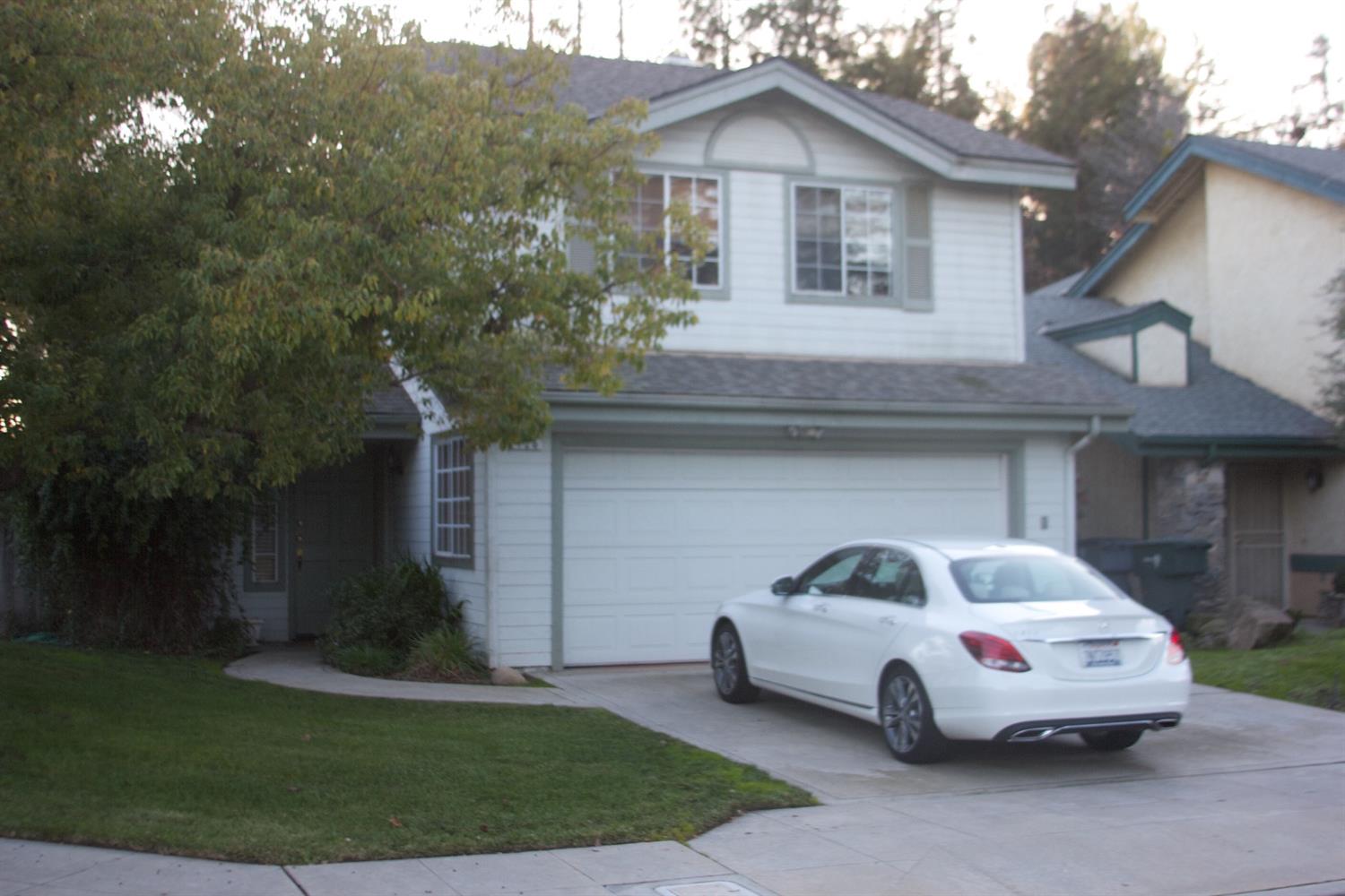 10329 N Baird