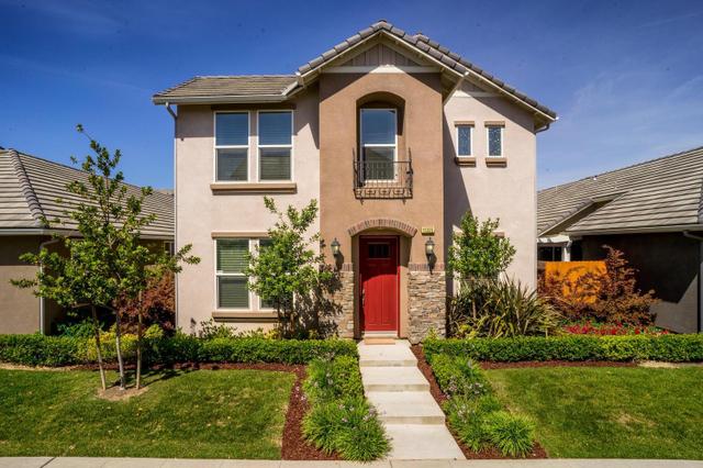 1583 E La Quinta Dr