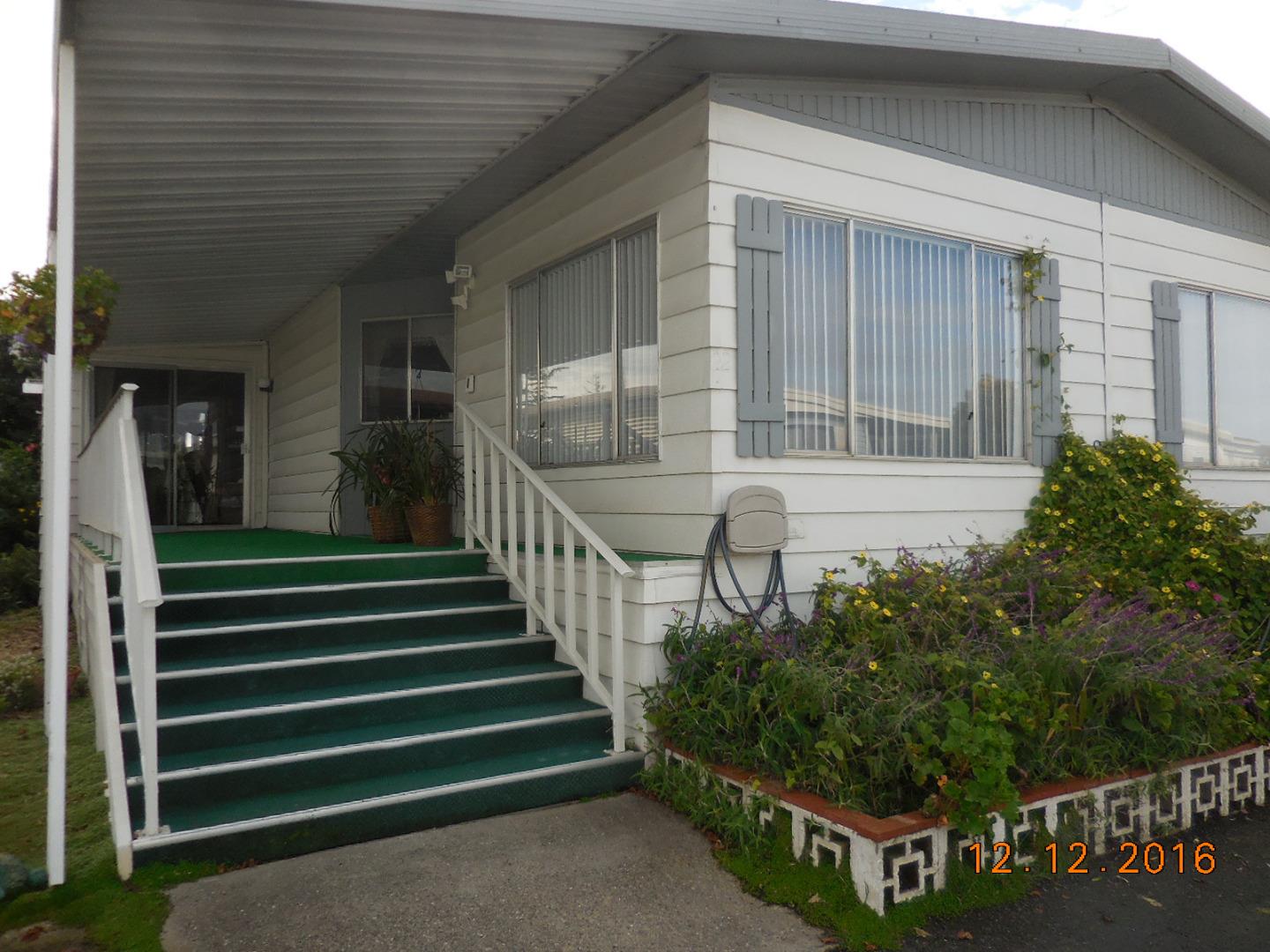 150 Kern St #22