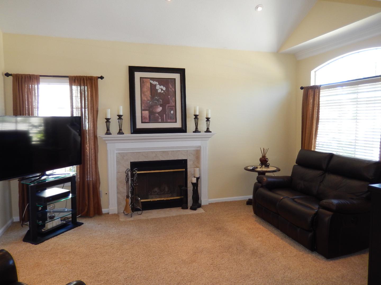 11 Elmsford Cir