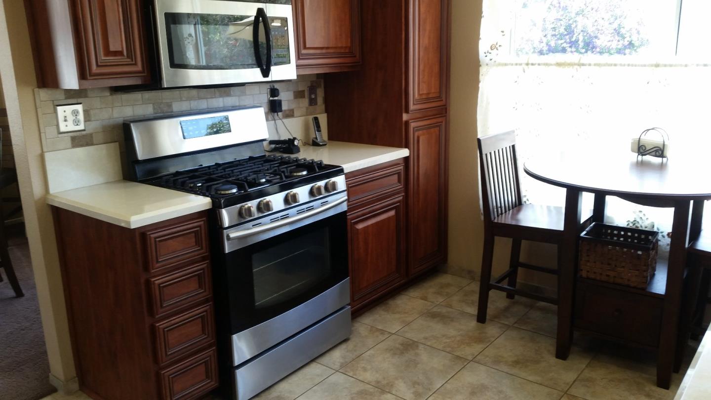 1939 Oxford Ct