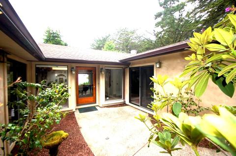 3593 Eastfield Ct