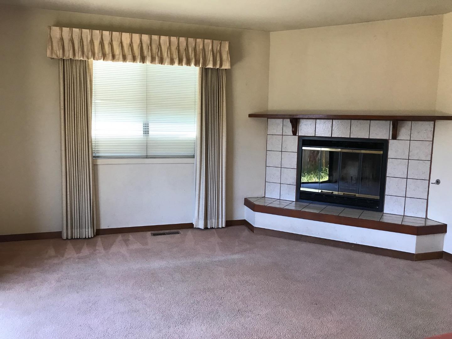 270 Reindollar Ave