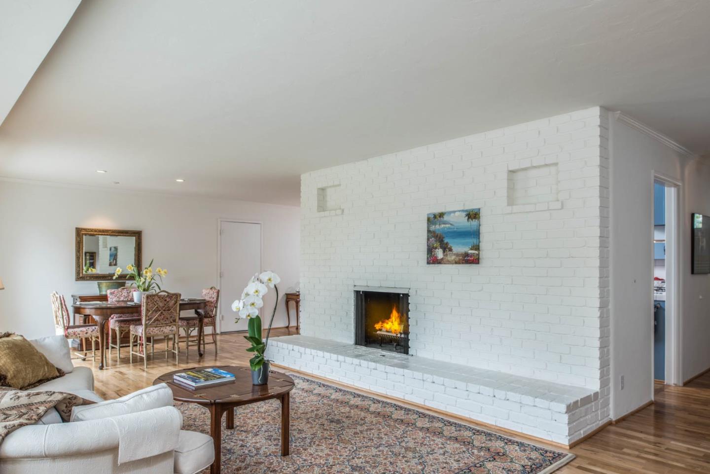 1118 Sawmill Gulch Rd