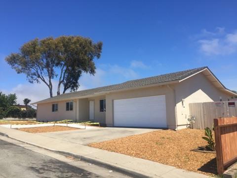 1986 Luxton St