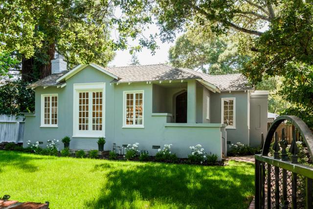 839 Crestview Dr