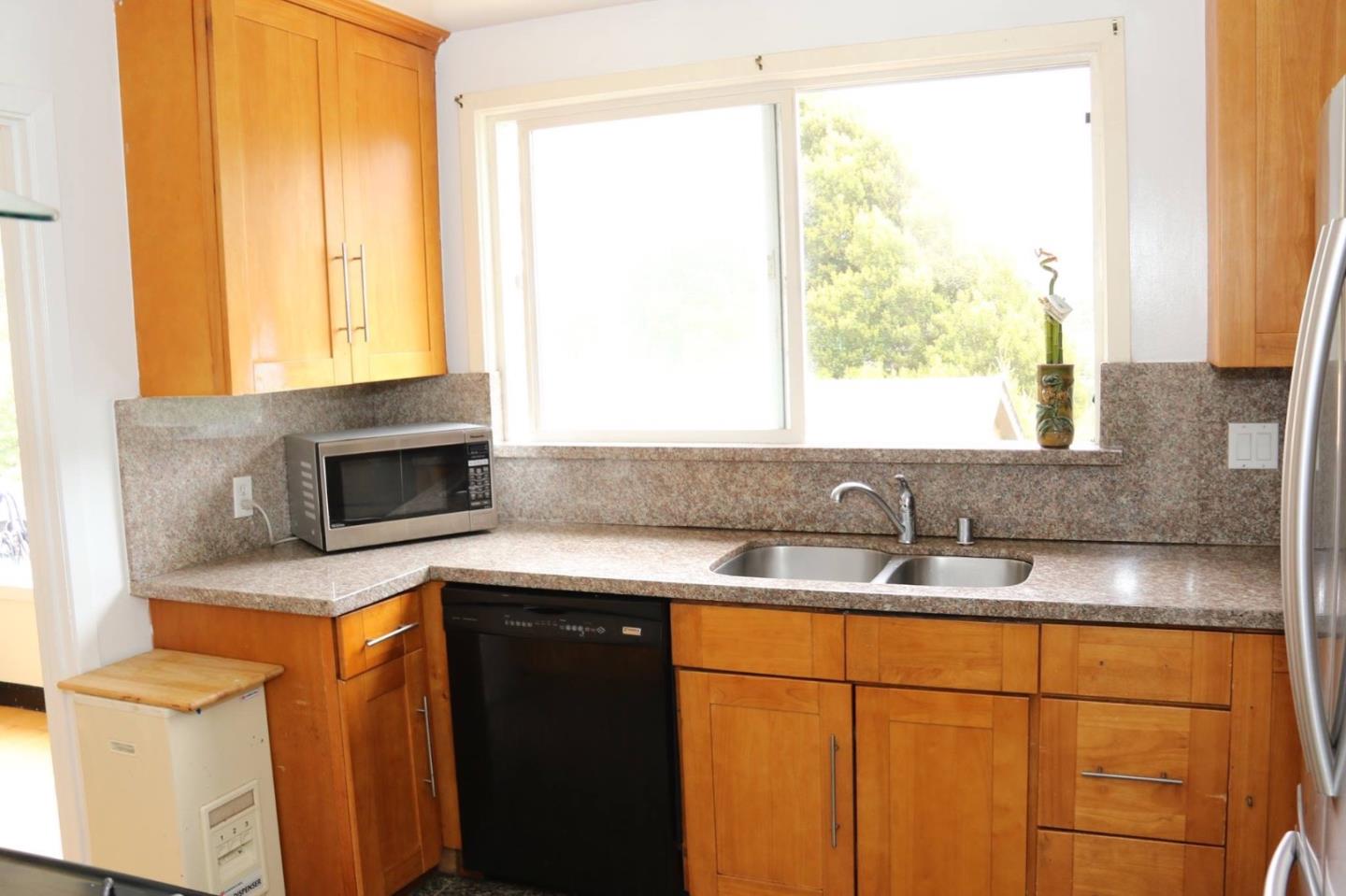 47 San Miguel Ave