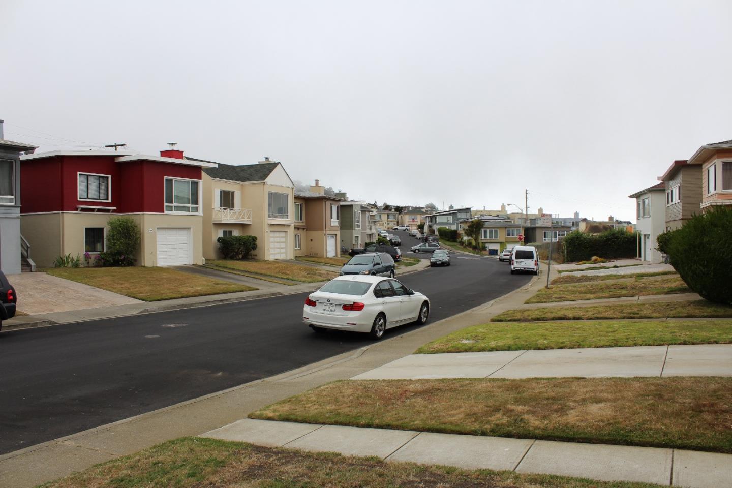 Public Record: 68 Montrose Ave Daly City, CA 94015