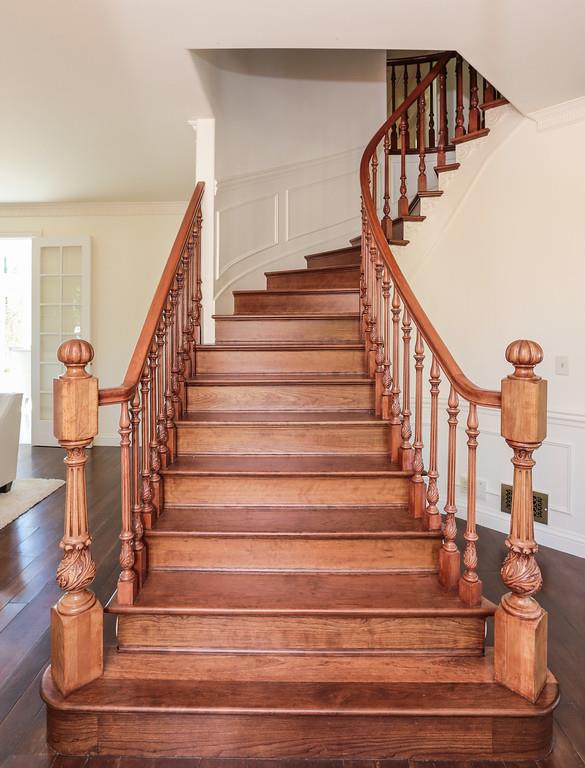 981 Saint Joseph Ct