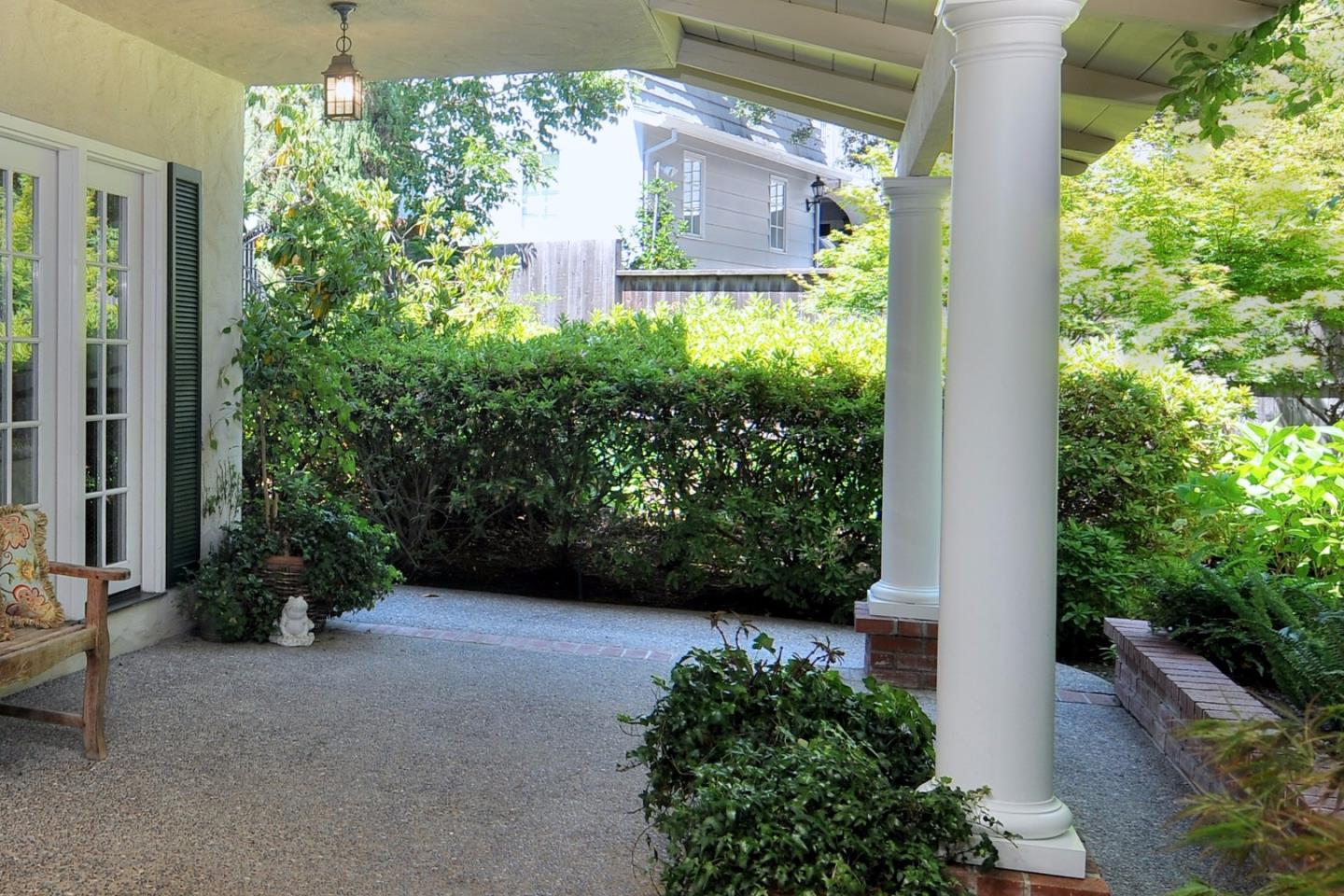 1115 Cascade Dr, Menlo Park CA 94025