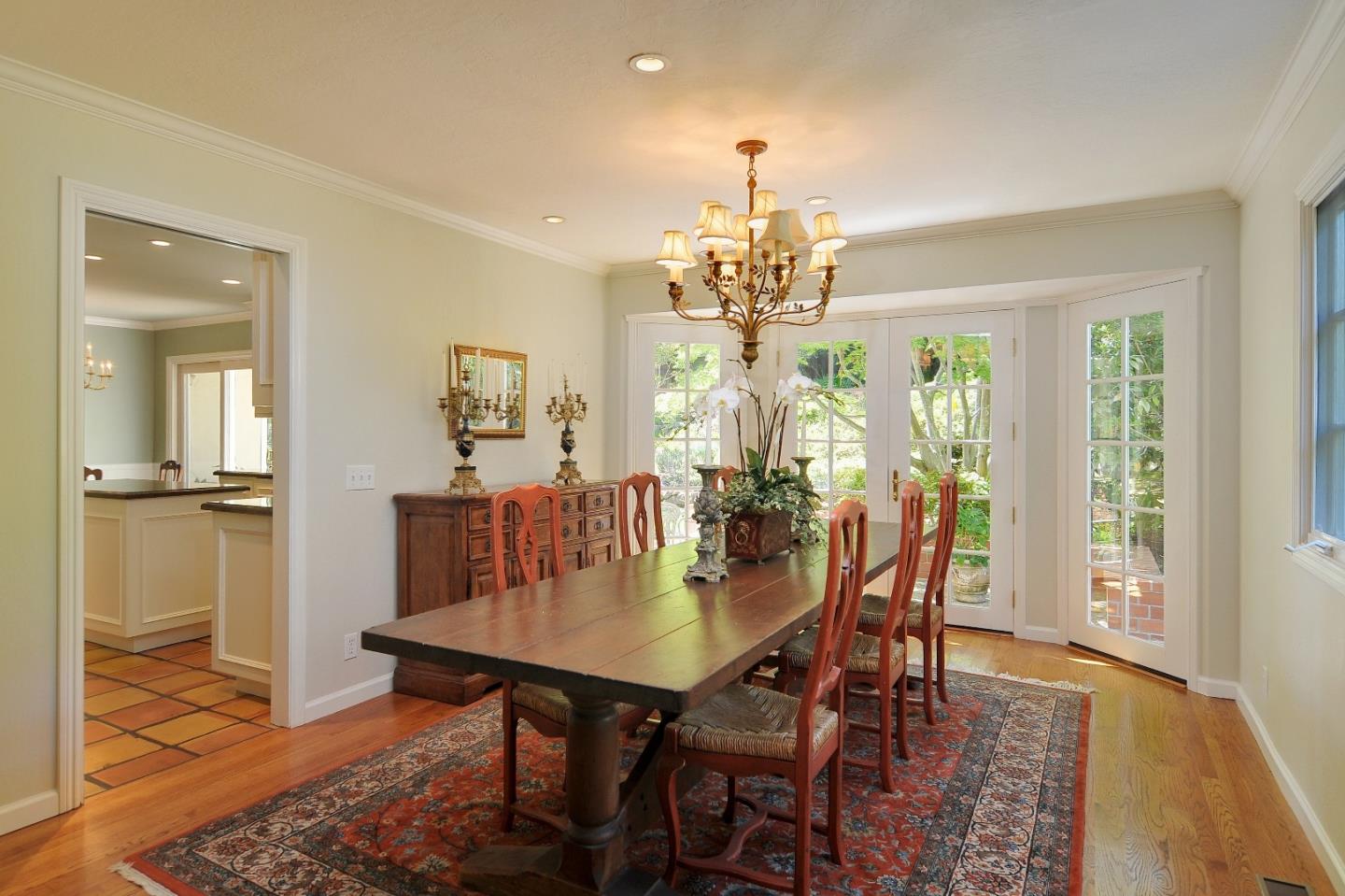 1115 Cascade Dr, Menlo Park CA 94025