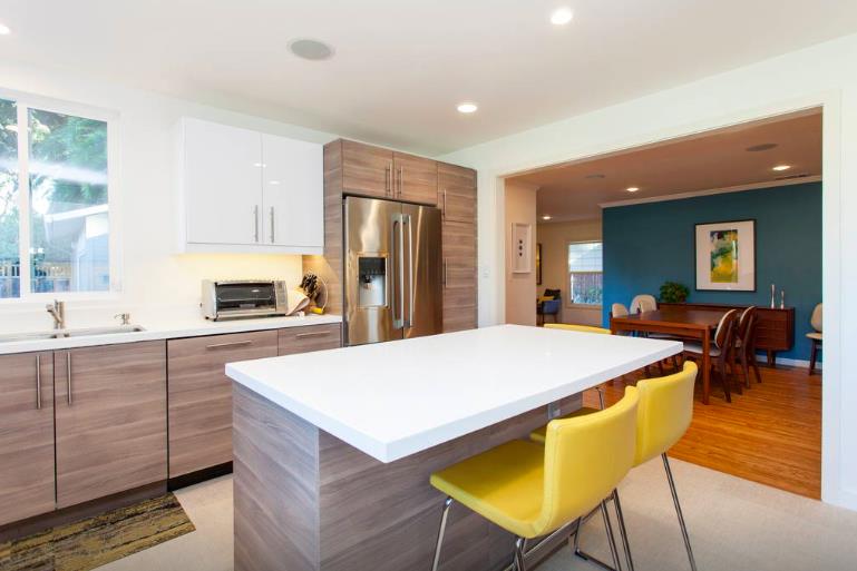 Public Record: 329 Oak Ct Menlo Park, CA 94025