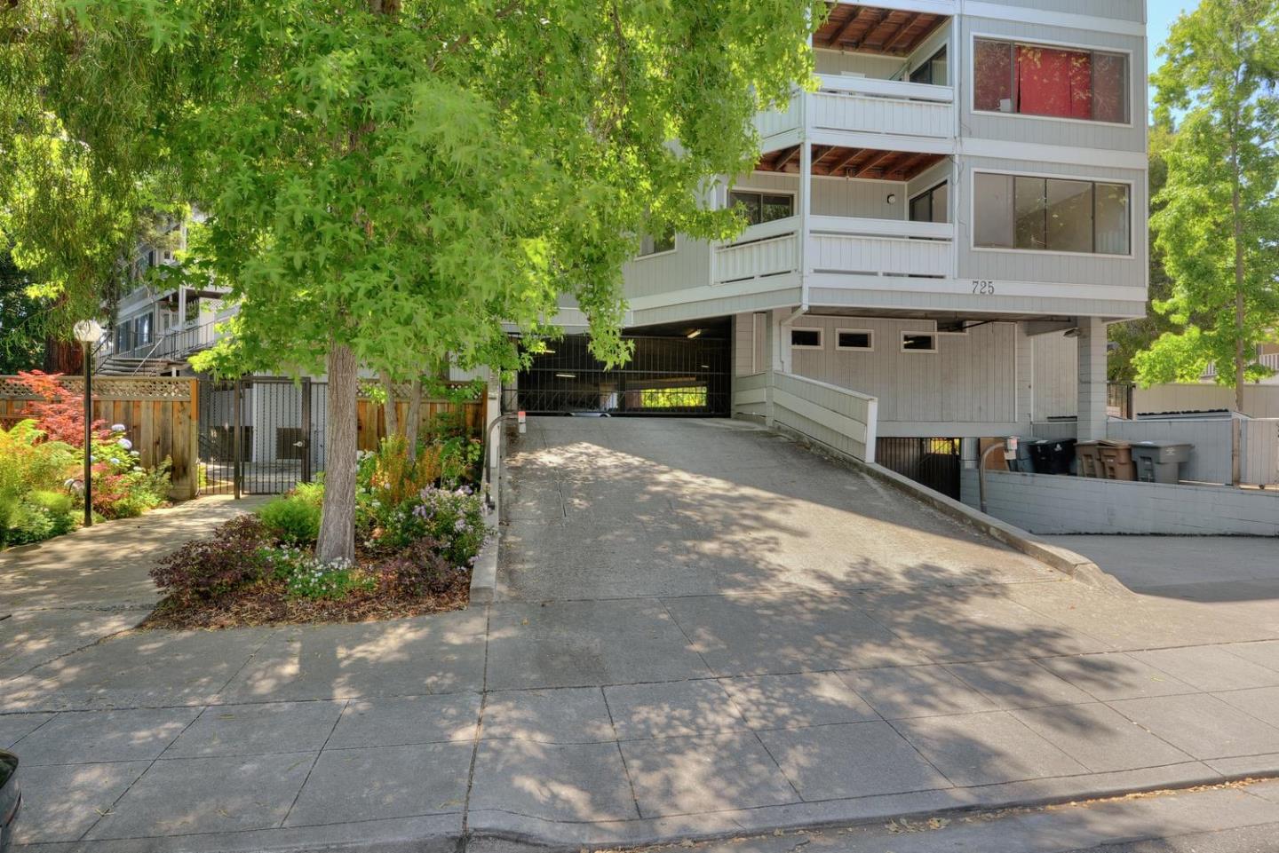 For Sale: 725 Mariposa Ave #APT 307 Mountain View, CA 94041