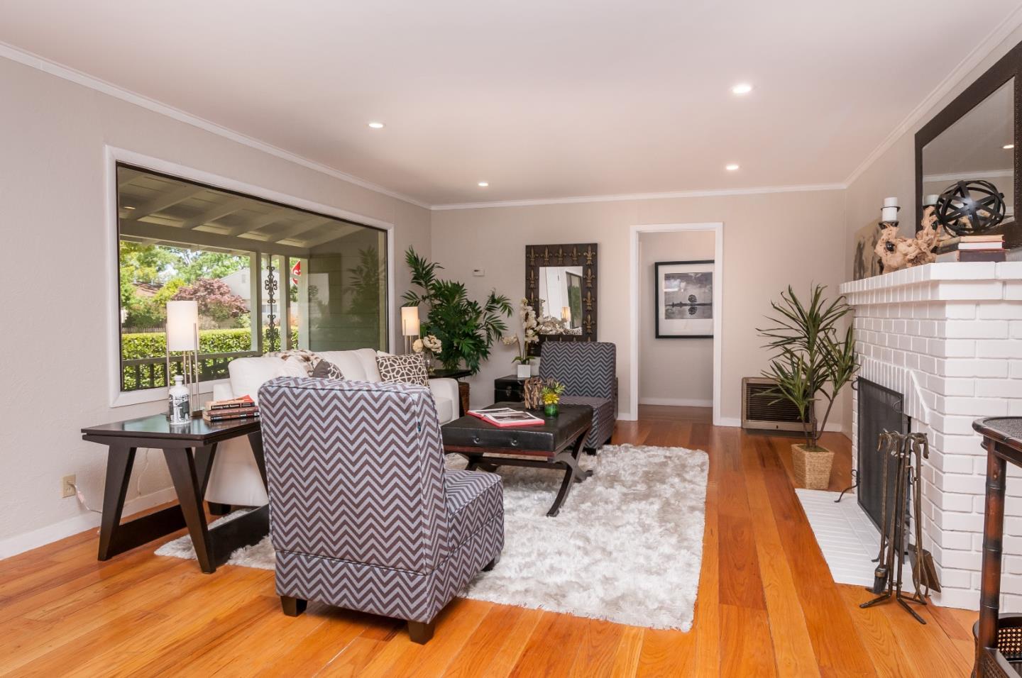 Public Record: 1198 Ruby St Redwood City, CA 94061