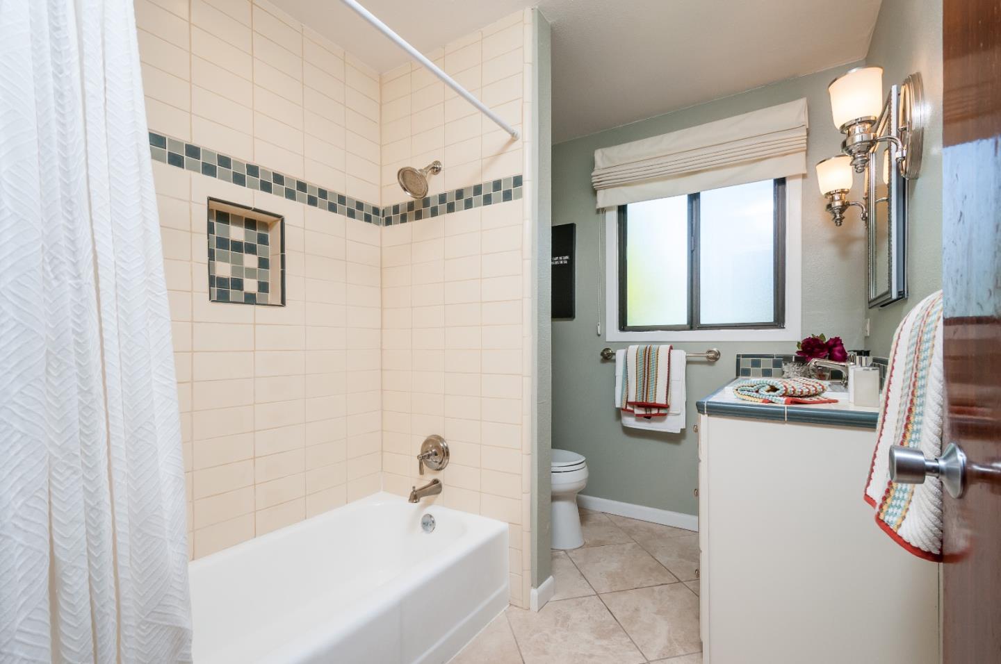 Public Record: 1198 Ruby St Redwood City, CA 94061
