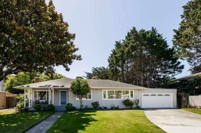 70 Nelson Ct