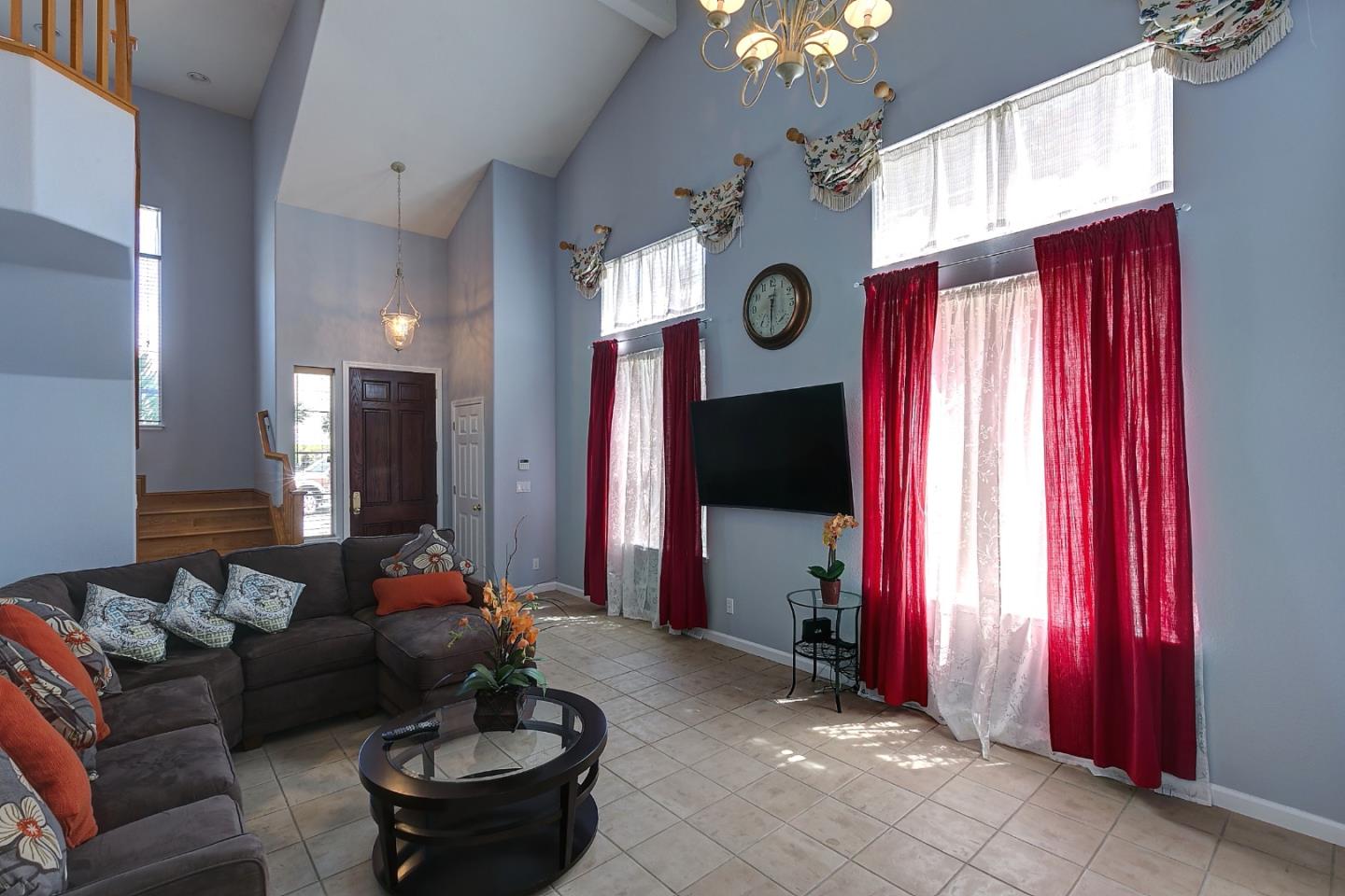 For Sale: 17 Amberwood Cir South San Francisco, CA 94080