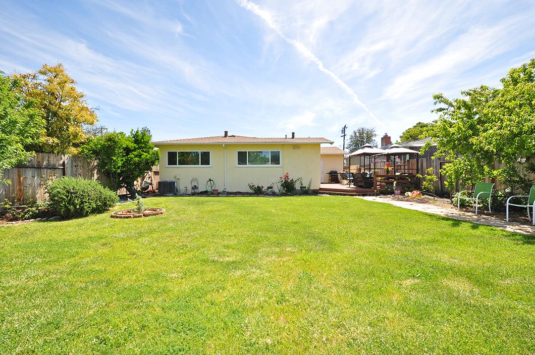 217 E Taylor Ave