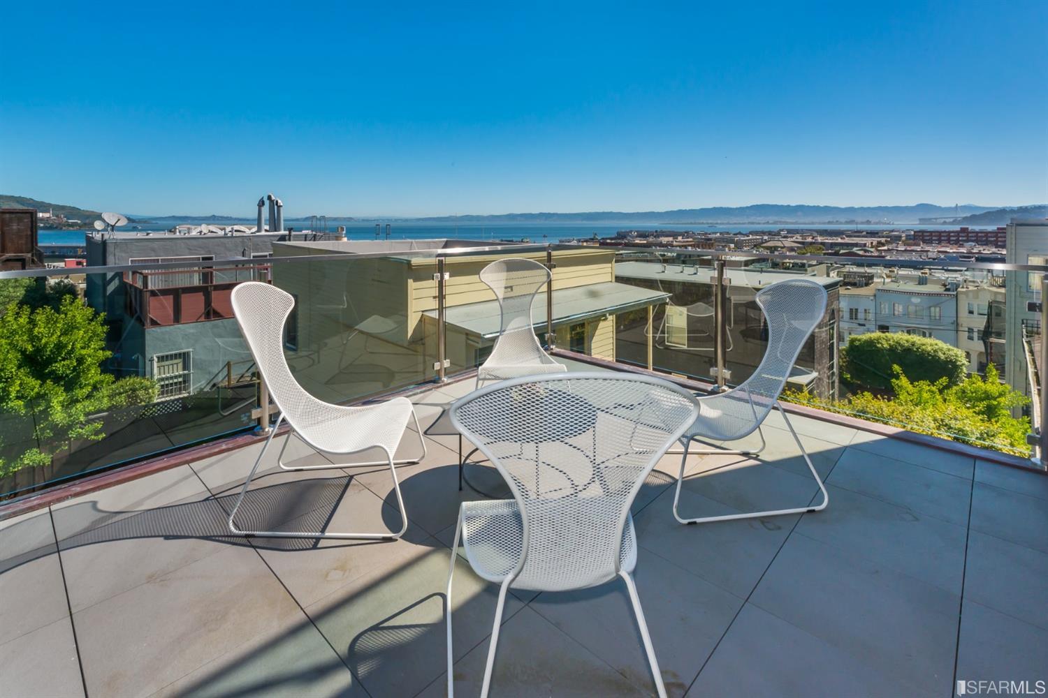 1150 Sacramento St #403