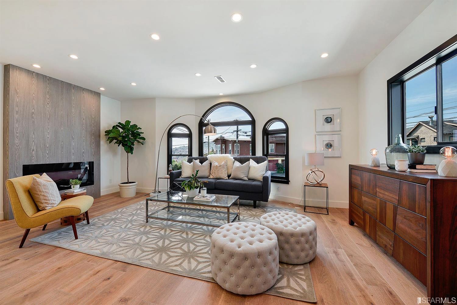 1490 Ocean Ave #405