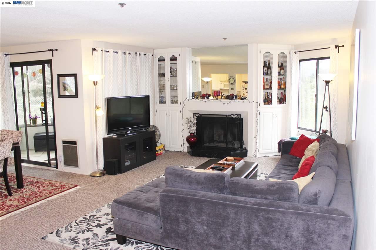 For Sale: 208 N Lake Merced Hls #1B San Francisco, CA 94132