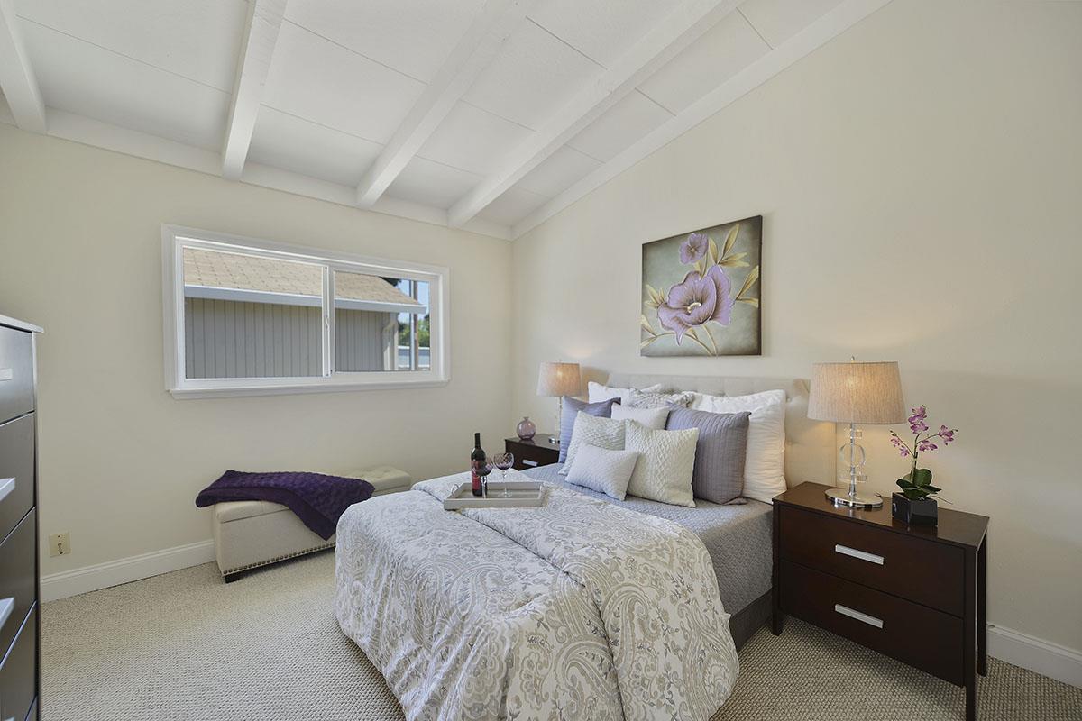 1855 Maxine Ave, San Mateo CA 94401