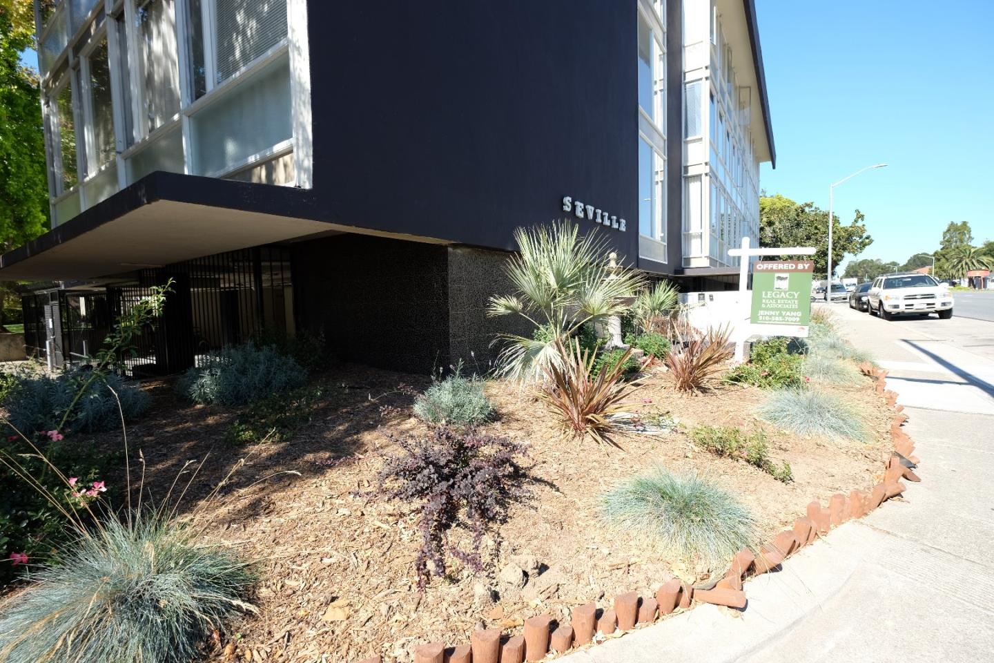 6 Seville Way 205 #205