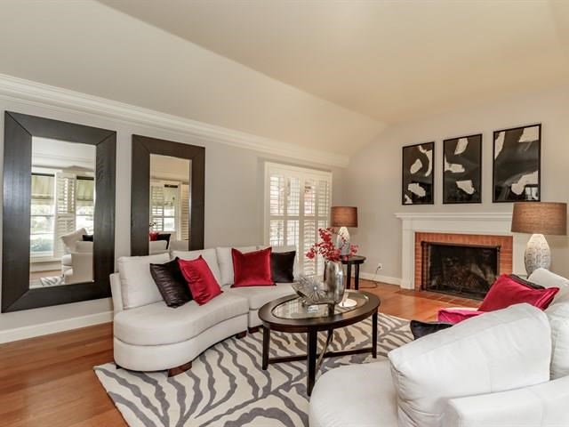 309 Seville Way