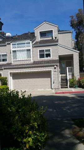 1033 Sanderling St