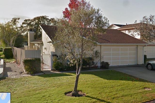 882 Balboa Ln