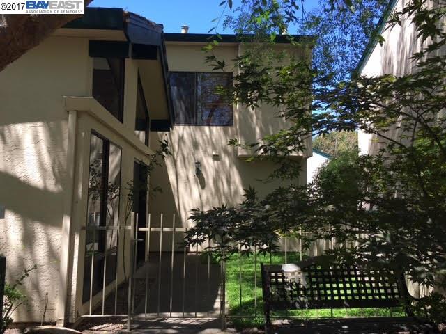 30 Shepardson Ln